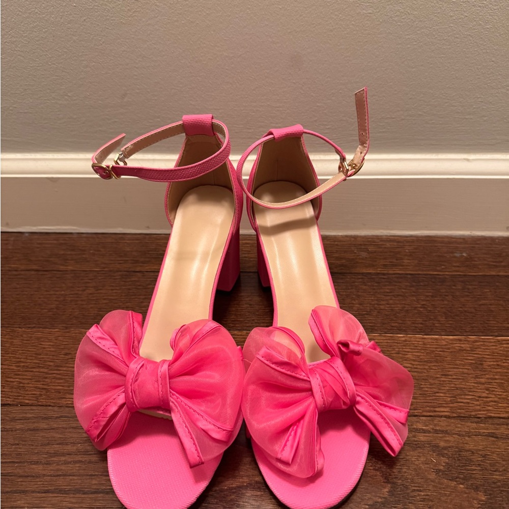 SHEIN Pink Ankle Strap Bow Sandals